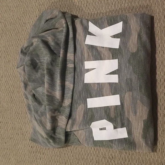 VS Pink Sweatshirt - Picture 13 of 13